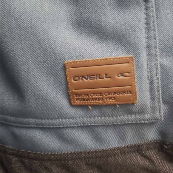 Snowboard/ski suit - Picture 6 of 7